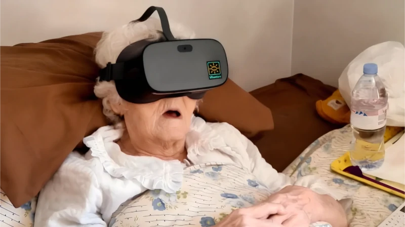 VRseniors-dame-alitee-realite-virtuelle-02-Opt-01
